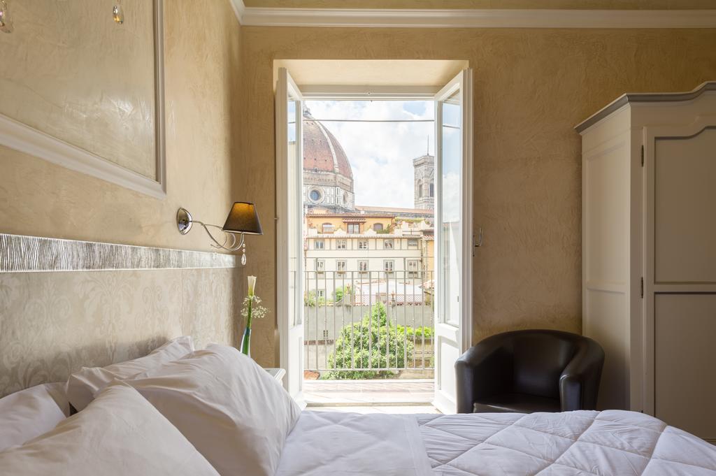 Hotel California Флоренция Экстерьер фото