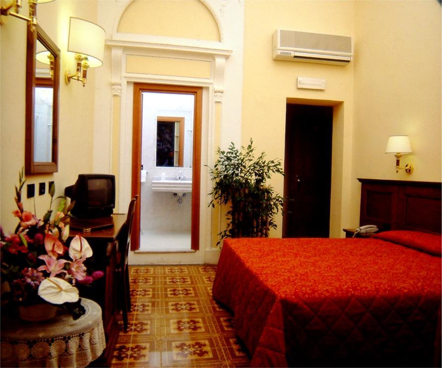 Hotel California Флоренция Экстерьер фото